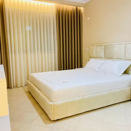 Holiday Apartment Avlonya