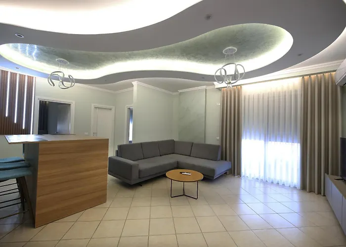 Apartament Holiday Apartment *