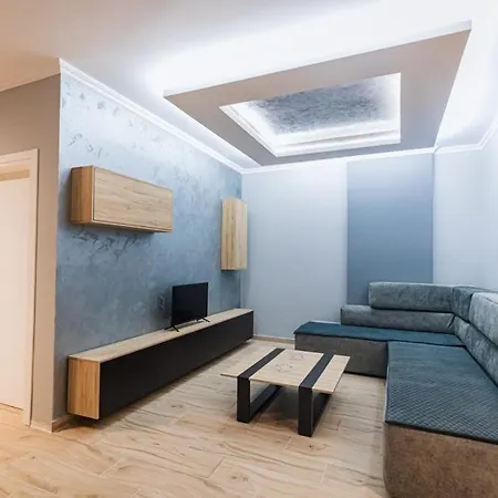 Holiday Apartment *
